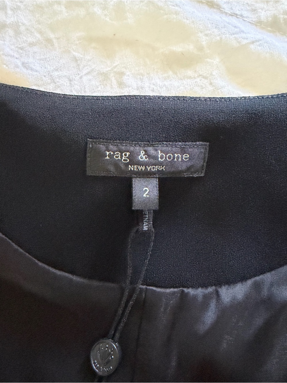 Rag & Bone Women’s Black Mariana Crepe Vest Size 2 NWT - Picture 7 of 13